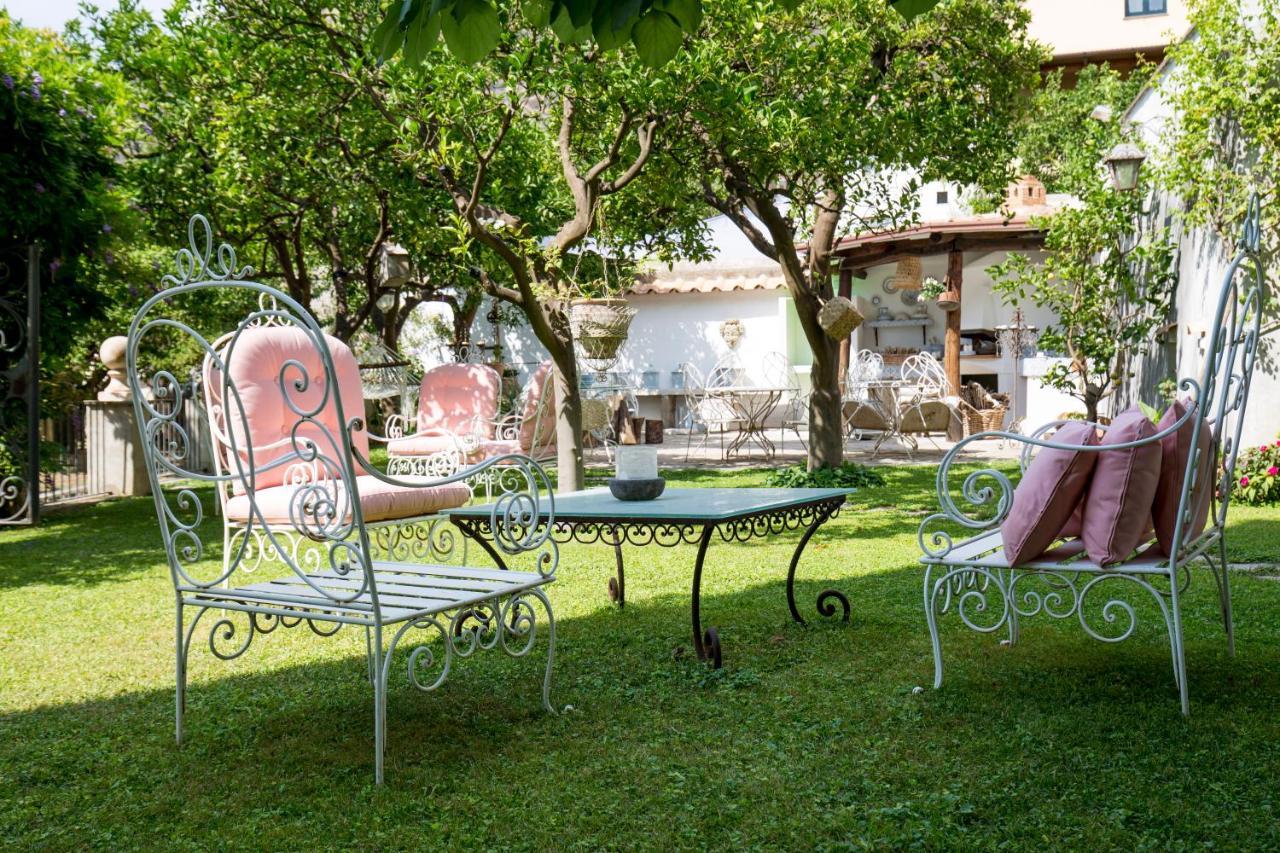 Palazzo Cacace Relais Hotel Мета Екстериор снимка
