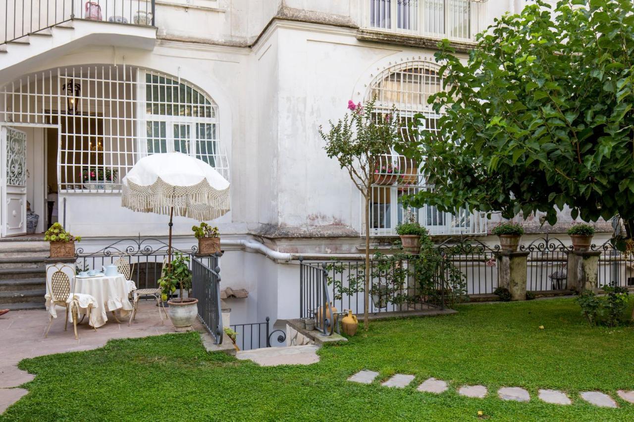 Palazzo Cacace Relais Hotel Мета Екстериор снимка